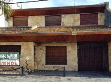 NFX-NFX-84_2 · Casa en Venta en Ramos Mejía