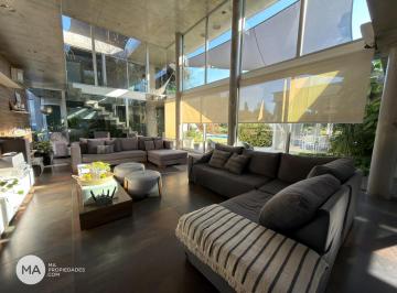 Casa · 611m² · 7 Ambientes · 5 Cocheras · Casa 4 Dorm. en Barrio Cerrado con Amenities - Kentucky - Funes | Venta
