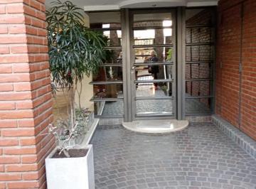 Departamento · 79m² · 3 Ambientes · 1 Cochera · Departamento en Venta en Haedo 3 Ambientes con Cochera