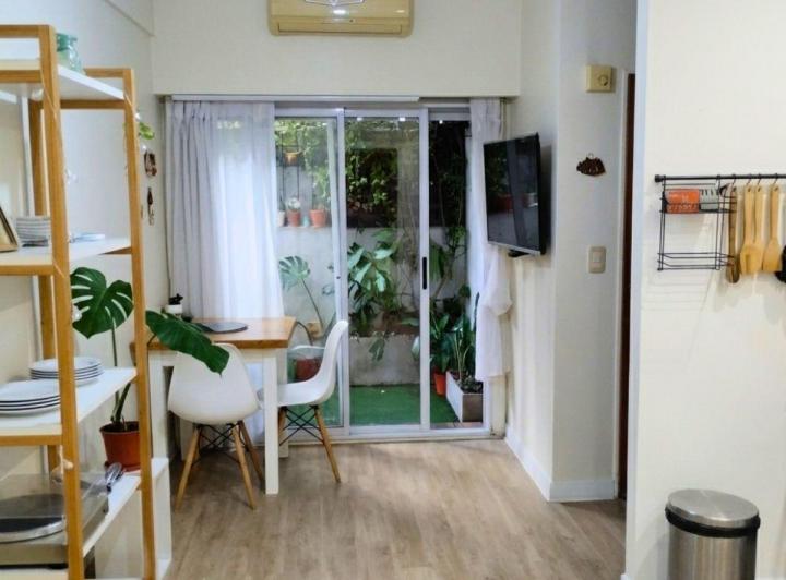 Venta Departamento 2 Amb con Patio
