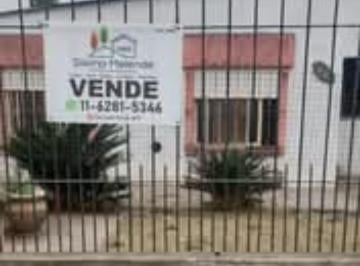 Casa de 4 ambientes, Morón · Vivienda Multifamiliar Sobre Calle Comercial