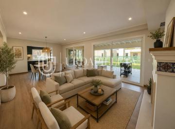 Casa · 279m² · 6 Ambientes · 6 Cocheras · Casa en Venta en Azzurra