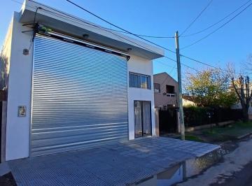 Local comercial · 133m² · 1 Ambiente · Local/ Deposito en Alquiler.