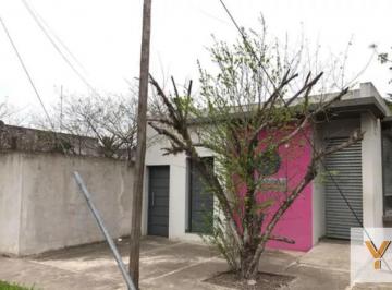 Local comercial · 42m² · 1 Ambiente · 1 Cochera · Local en Venta - 1 Baño - 205 m² - Manuel B. Gonnet, La Plata