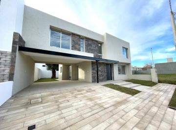 Foto · Casa en Venta Apta Credito 3 Dorm. Jardin de Las Tejas Al Lado Tejas 2