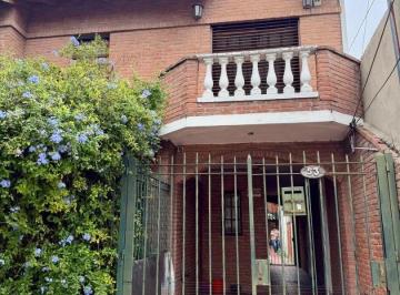 NFX-NFX-193_2 · Impecable Chalet PH 4 Ambientes en Dos Plantas con Piscina, Quincho, Fondo Libre y Excelente Ubicaci