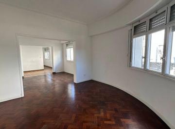 Departamento de 3 ambientes, Vicente López · La Lucila - Depto. 3 Amb. C/terraza en Venta