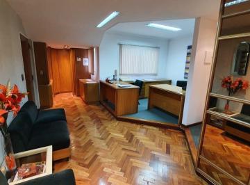 Oficina comercial · 87m² · 4 Ambientes · Oficina en Tribunales
