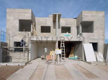 Departamento · 125m² · 4 Ambientes · 1 Cochera · Venta de Duplex en Complejo Cerrado