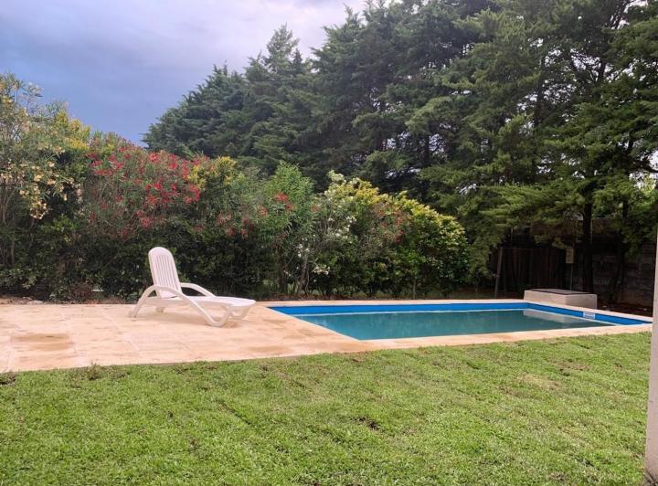 Casa · 160m² · 4 Ambientes · 1 Cochera