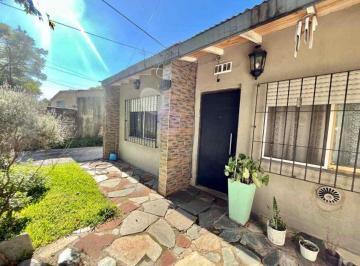 Casa de 3 ambientes, Ituzaingó · Casa Apto Crédito Realizada en Una Sola Planta en Ituzaingó Sur