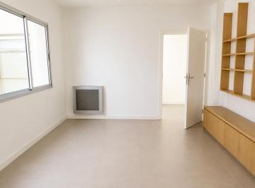 Departamento · 46m² · 2 Ambientes · Venta Depto 2 Amb Apto Profesional Microcentro