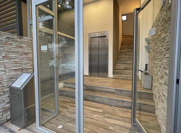 Departamento · 45m² · 2 Ambientes · 1 Cochera · 1 D - C/balcon - Uns - con Cochera