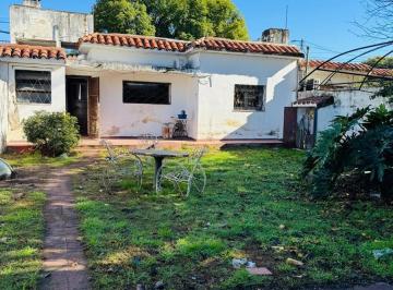 Casa · 150m² · 6 Ambientes · 2 Cocheras · Casa Excelente Ubic a Reciclar S/rodriguez del Busto Al 3000