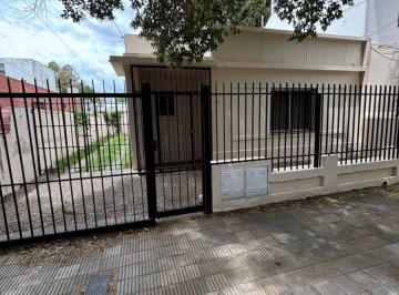 Casa de 4 ambientes, Córdoba · Casa a La Venta B° Alta Córdoba (2 Dorm.)