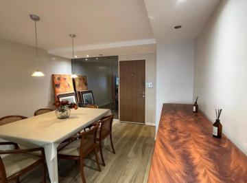 Departamento de 4 ambientes, Rosario · Hermoso Amplio y Completamente Reciclado Departamento