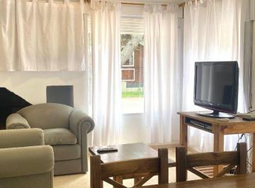 PH de 4 ambientes, Monte Hermoso · Duplex Equipado y Amoblado a 2 Cuadras de La Playa