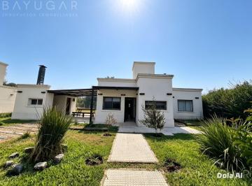 Casa · 100m² · 4 Ambientes · 3 Cocheras · Venta Casa - Parque Sakura - Exaltación de La Cruz - Apto Credito