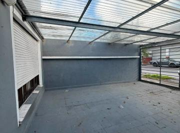 Casa · 147m² · 4 Ambientes · 1 Cochera · Venta Propiedad en Block en Zona Comercial Luro y Bronzini