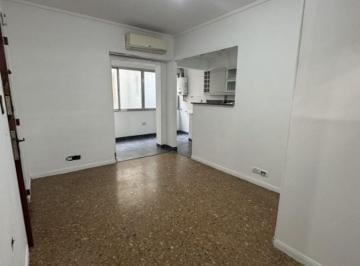Departamento de 2 ambientes, Barracas · Excelente 2 Ambientes a m de Av Montes de Oca
