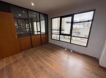 Oficina comercial · 14m² · Oficinas en Alquiler, Frente a Plaza Mitre