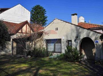 Casa · 150m² · 4 Ambientes · 2 Cocheras · Venta Casa 4 Amb con Parque y Coch - V. Ballester