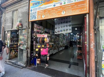Local comercial · 51m² · Excelentes Locales en Galeria Once, Venta o Alquiler