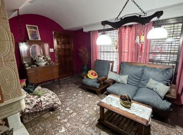 Casa de 5 ambientes, La Matanza · Casa 4 Ambientes y Departamento