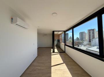Departamento · 102m² · 4 Ambientes · Departamento Cuatro Ambientes con Cochera en Venta - Quilmes Centro