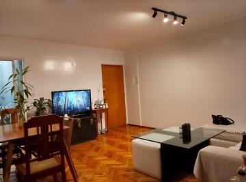 Departamento · 2 Dormitorios · Departamento 2 Dorm. con Patios Planta Baja Zona Republica de La Sexta Rosario