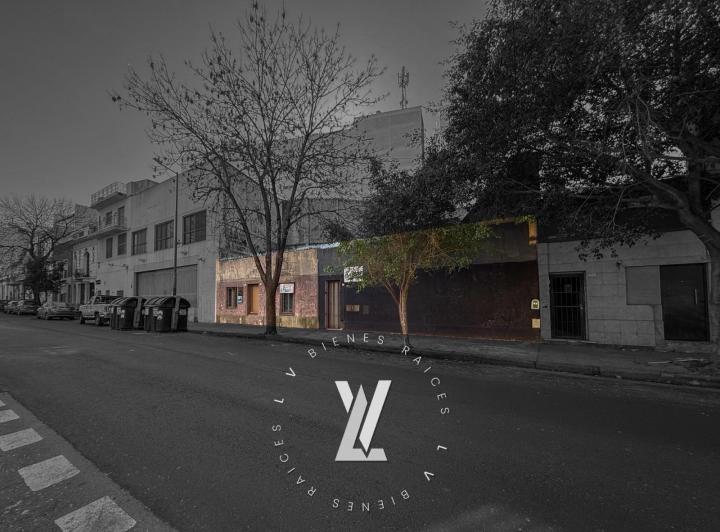 Terreno · 208m²