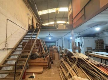Bodega-Galpón · 450m² · 5 Ambientes · 3 Cocheras · Alquiler Galpón 450 Mt con Entrepiso en Lote de 300 Mt en San Fernando