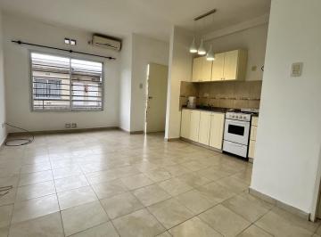 PH · 35m² · 2 Ambientes · 1 Cochera · PH en Venta en Complejo en San Miguel