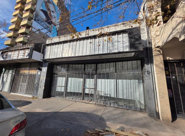 Local comercial · 442m²