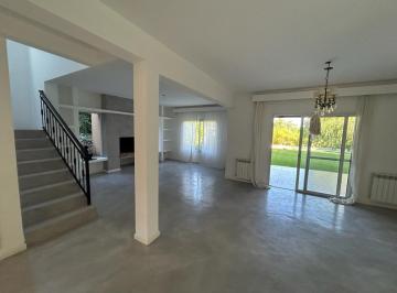 Casa · 226m² · 6 Ambientes · 4 Cocheras · Casa Venta o Alquiler San Isidro Labrador Villanueva Tigre