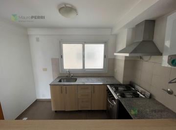 Departamento · 52m² · 3 Ambientes · 1 Cochera · Departamento en Alquiler La Plata
