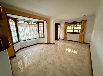 Casa de 3 ambientes, Quilmes · Casa en Alquiler en Barrio Parque Bernal