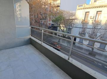 Departamento · 30m² · 1 Ambiente · Monoambiente Muy Luminoso con Balcón Al Frente