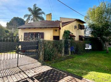 Casa de 4 ambientes, La Plata · Casa en Venta en 16 Bis Entre 488 y 489