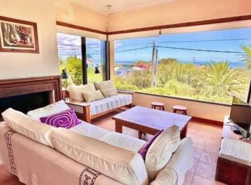 Casa · 7 Ambientes · 2 Cocheras · Alquiler Temporario Casa en El Chorro con Vista Al Mar