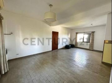 Departamento · 81m² · 4 Ambientes · Departamento de 3 Dorm. en Venta