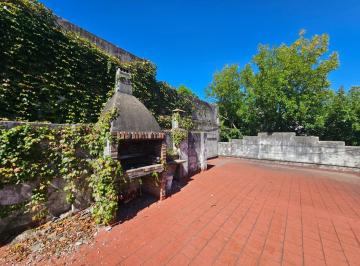 Casa · 200m² · 5 Ambientes · 1 Cochera · Venta Casa en Villa Crespo