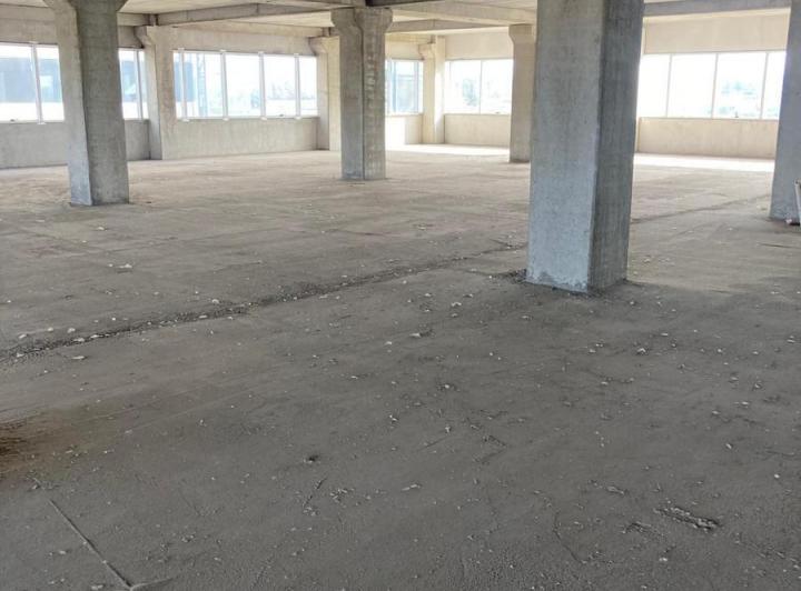 Oficina comercial · 660m²