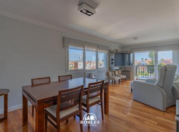 Departamento · 88m² · 3 Ambientes · 1 Cochera · Departamento Tres Ambientes en Playa Grande