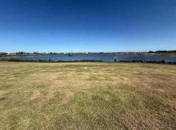 Terreno , Escobar · Exclusivo Lote Al Agua con Bajada Propia Para Lancha en El Barrio Nautico El Naudir en Escobar