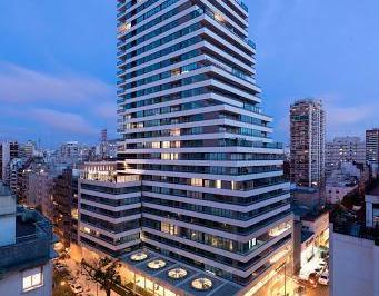 Departamento · 70m² · 3 Ambientes · 1 Cochera · Herm 3 Amb Fte C/coch Fija. torre Deco C/amenities Super Premium. Austria Esquina Beruti