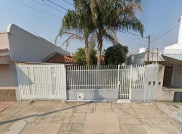 Casa · 146m² · 3 Ambientes · 2 Cocheras · Venta de Lote / Terreno en San Justo, Inversores Escucha Ofertas!