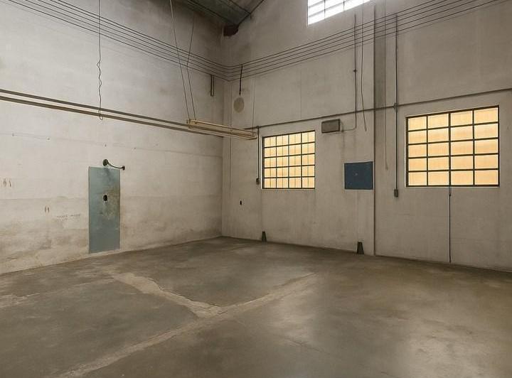 Depósito · 215m² · 2 Ambientes