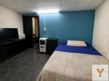 Casa · 95m² · 8 Ambientes · Casa en Venta - 4 Dorm. 3 Baños - 117 m - Barracas