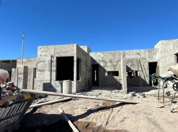 Casa · 77m² · 3 Ambientes · 1 Cochera · Casa PH a Estrenar en Barrio Privado Las Acacias – Godoy Cruz